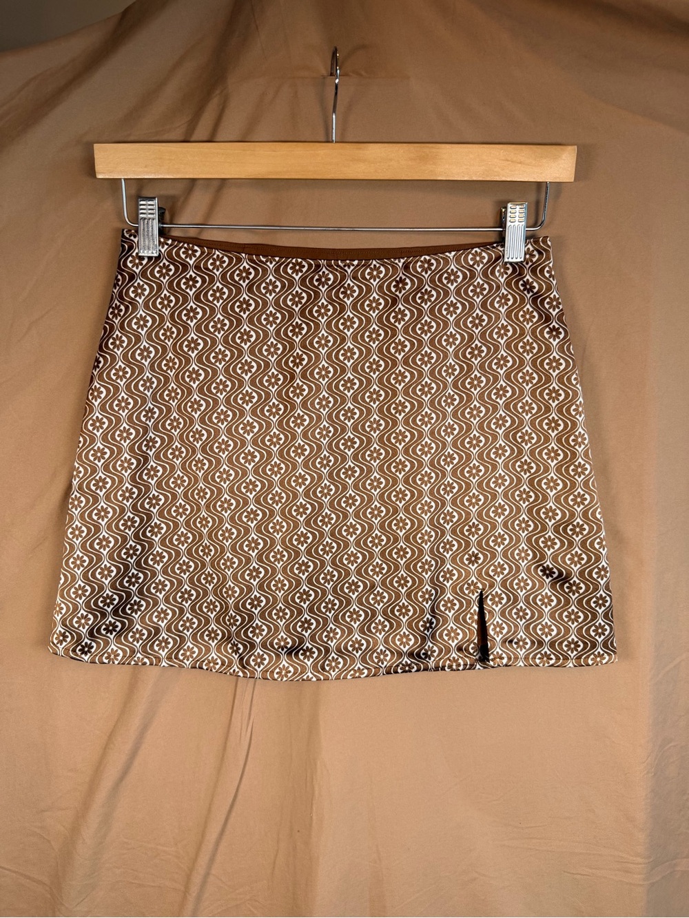 Hollister Satin Mini Skirt S Brown 70s Boho Retro Mod Floral Going Out Y2K Silky